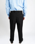 Pantalón casual negro, de espalda